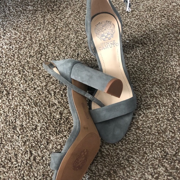 Sandals - Picture 4 of 4